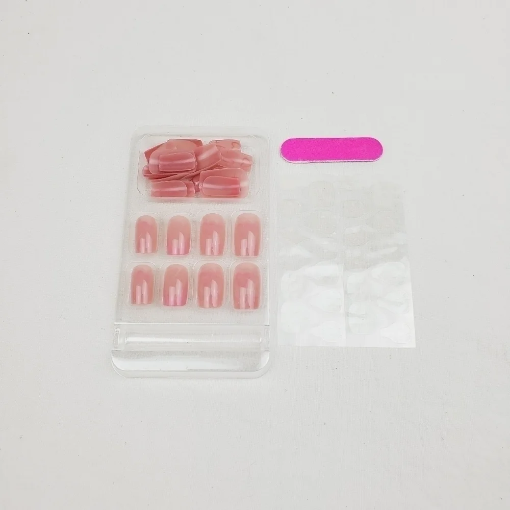 24 Pieces Fake Press On Nails